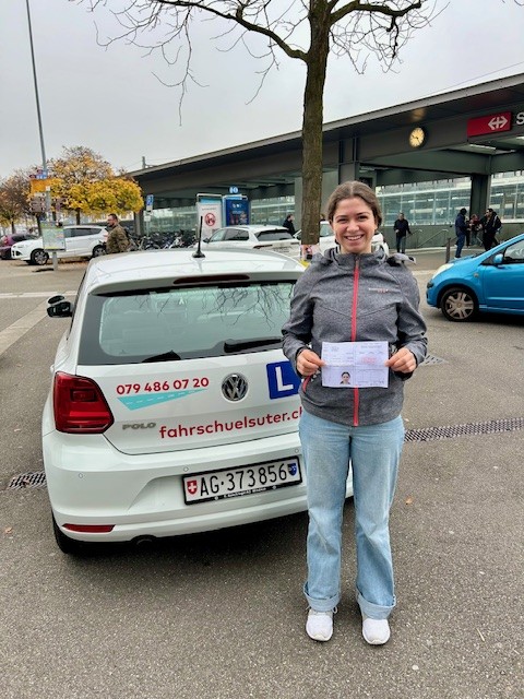 Top Leistung Noëmi! 3 Noemi